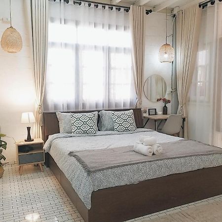 The Warehouse - Ayutthaya Apartment Luaran gambar