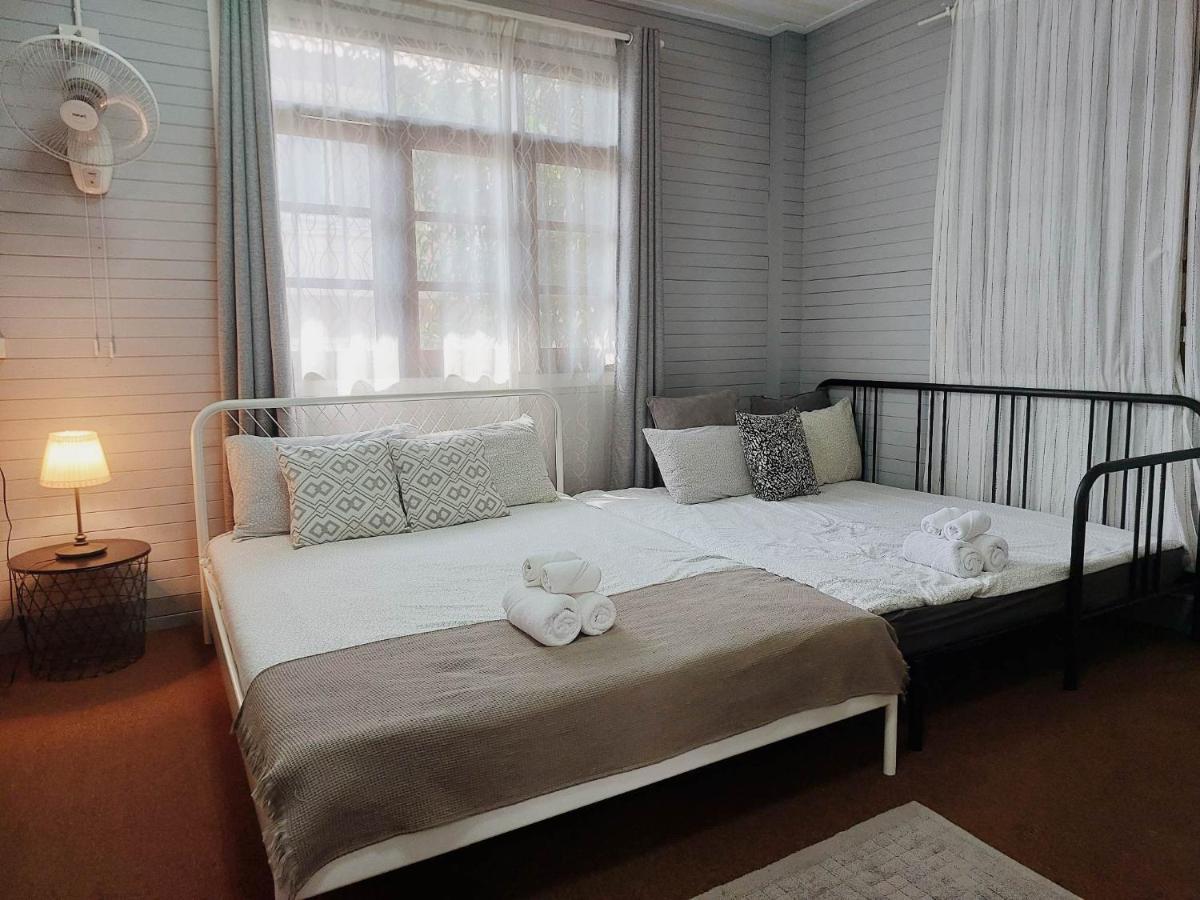 The Warehouse - Ayutthaya Apartment Luaran gambar