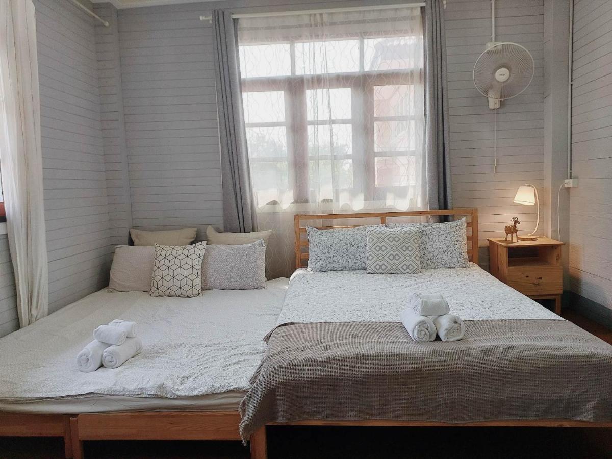 The Warehouse - Ayutthaya Apartment Luaran gambar