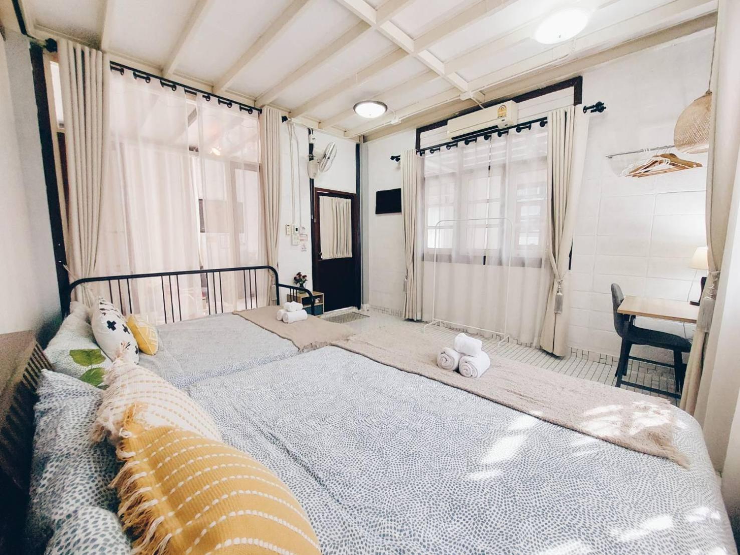 The Warehouse - Ayutthaya Apartment Luaran gambar